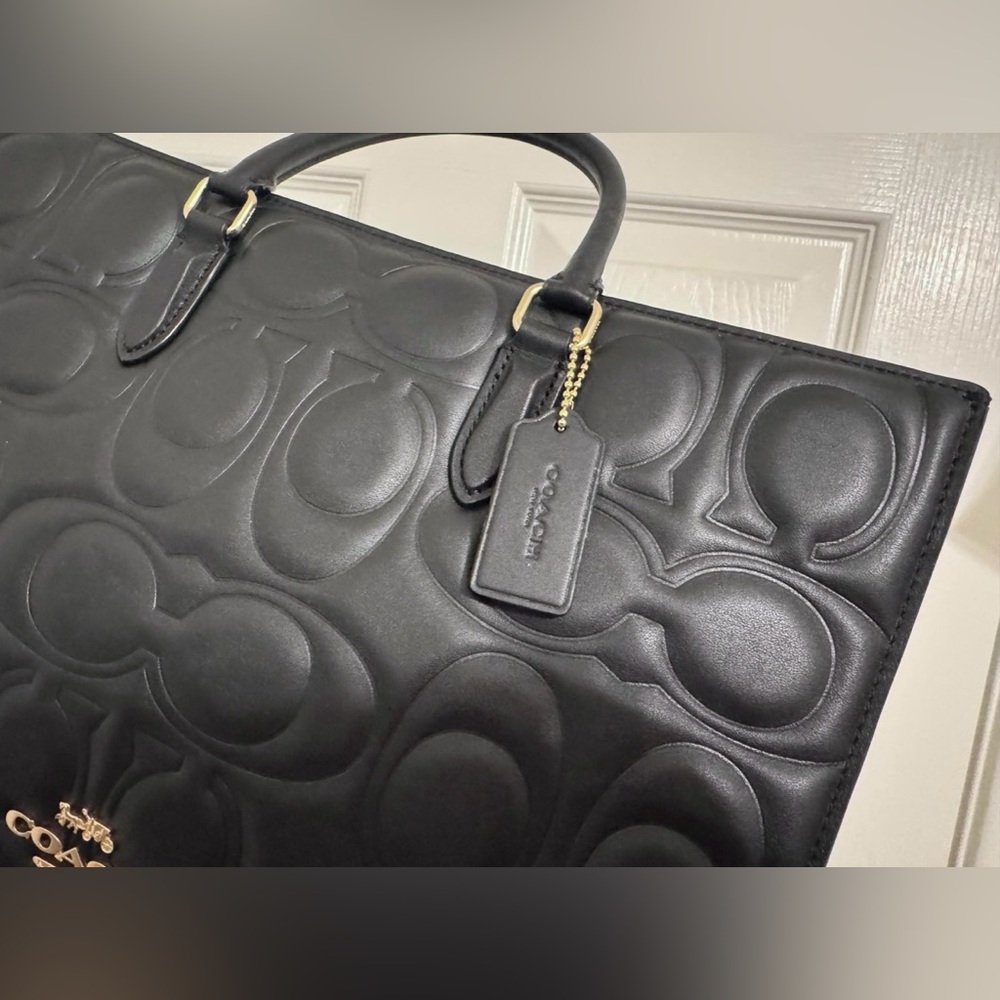 NWT Coach Maggie Tote Bag In Signature Leather CY672 Large size in Gold/Black - Picture 6 of 9